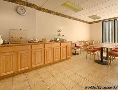 Travelodge West Springfield Restaurante foto
