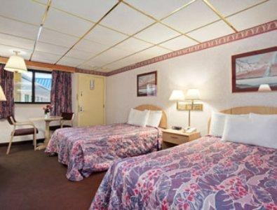 Travelodge West Springfield Habitación foto